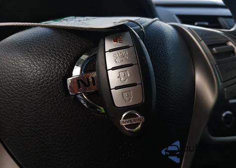 2016 Nissan Altima 2.5/2.5 S/2.5 Sl/2.5 Sr/2.5 Sv из США, поврежденный, VIN 1N4AL3AP4GN349190